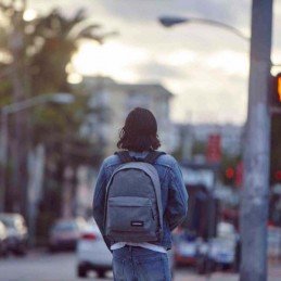 Eastpak - Sac à dos 27L Out of Office - K767
