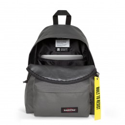 Eastpak - Sac à dos 24L avec porte-gourde Day Pak'r